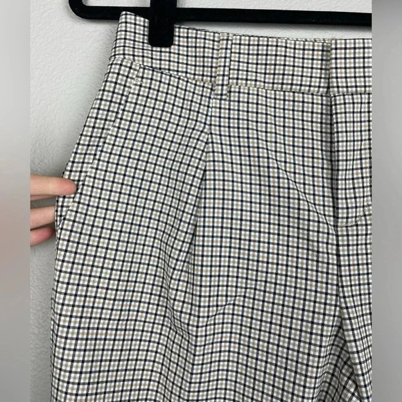 Banana Republic Women’s 6 PETITE Highrise Tapered Pleat Front Crop Ankle Pants P - Picture 2 of 15